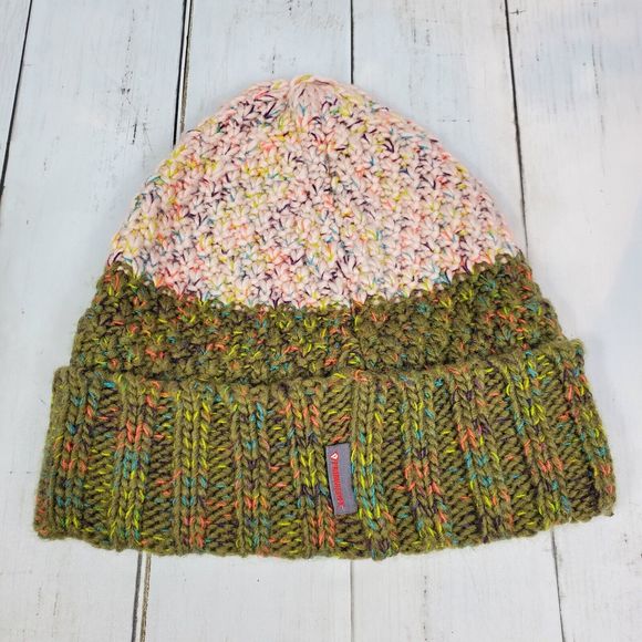 Buff Women's Cable Knit Beanie Cap Hat Pink Green Primaloft Polyester WInter - Picture 2 of 9